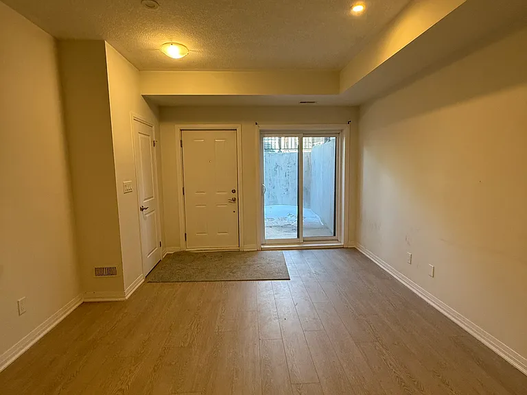 25 Isherwood Ave #45 — Photo 21