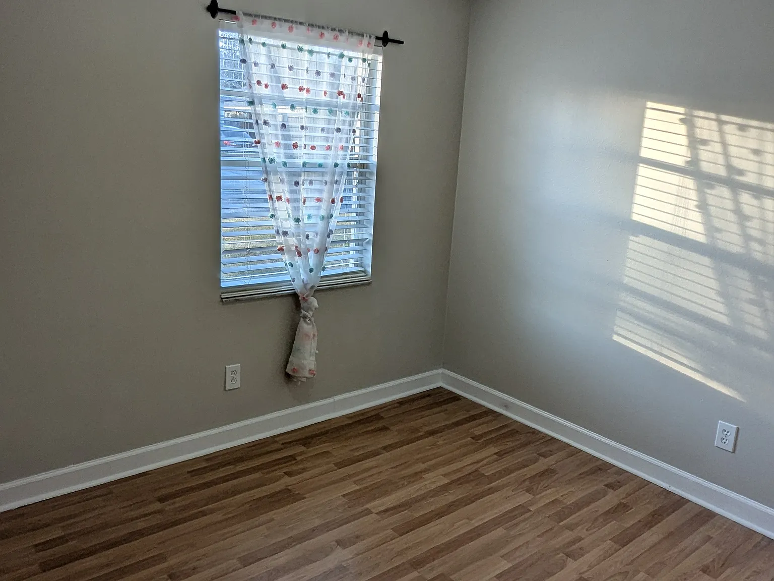 3 bed, 1368 sqft, $3,250 — Photo 3