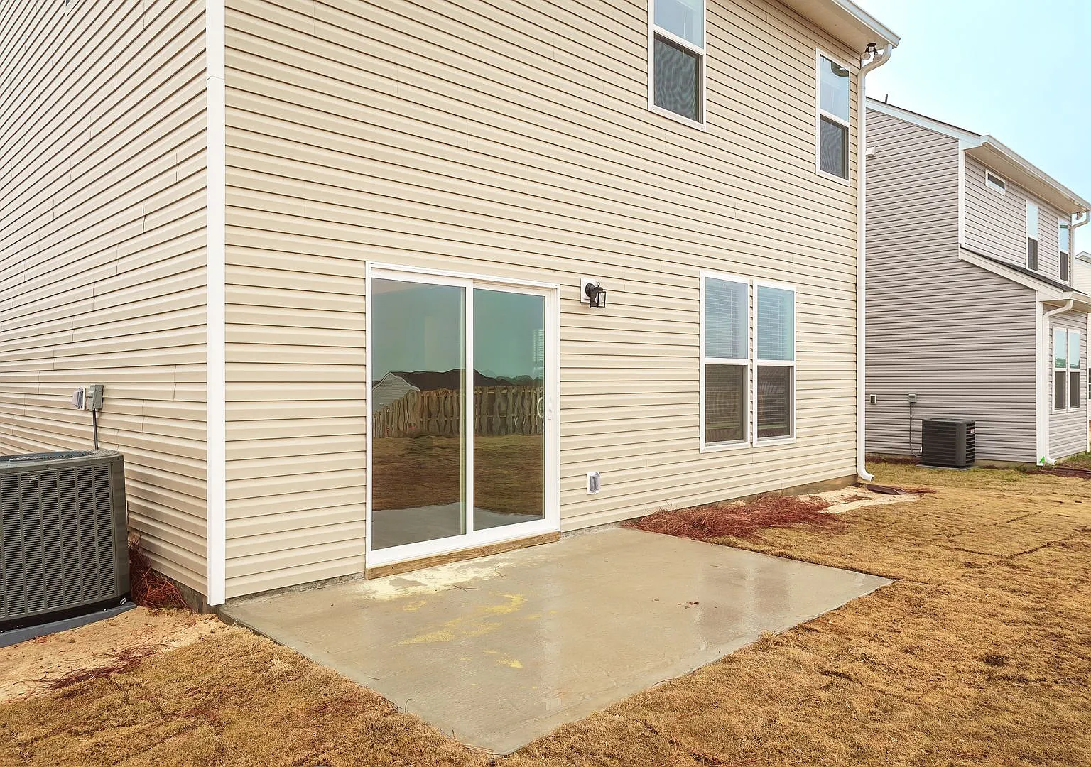 Welcome Home To Clairbourne Estates One Month Free Rent Offer — Photo 4