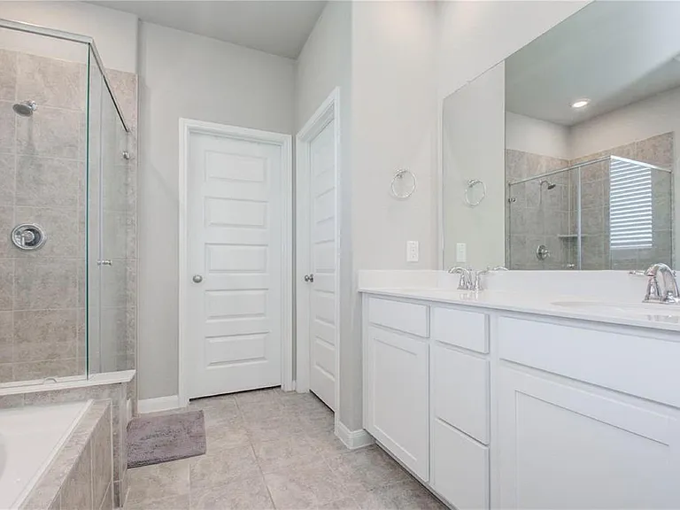 5802 Golden Peak Ln — Photo 23