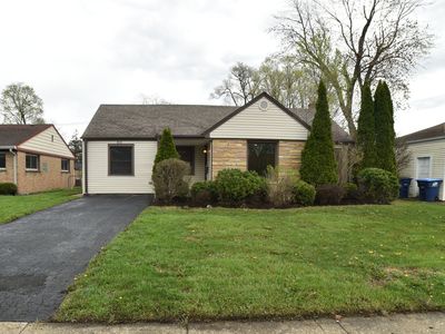 813 S Wolf Rd, Des Plaines, IL, 60016