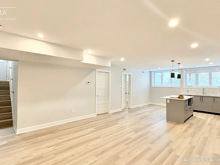 784 Walton St #2 — Photo 2