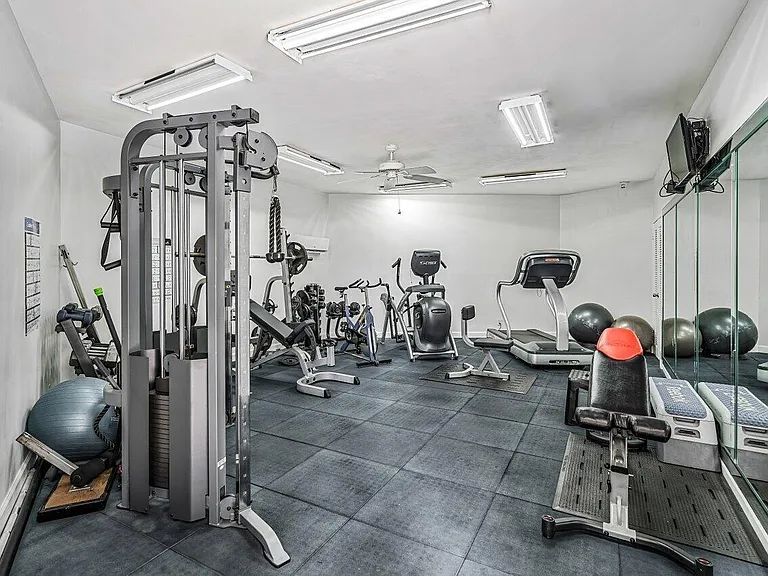 5480 N Ocean Dr #B1C — Photo 31