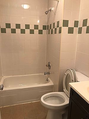 5th image of 58 Henry St APT 2