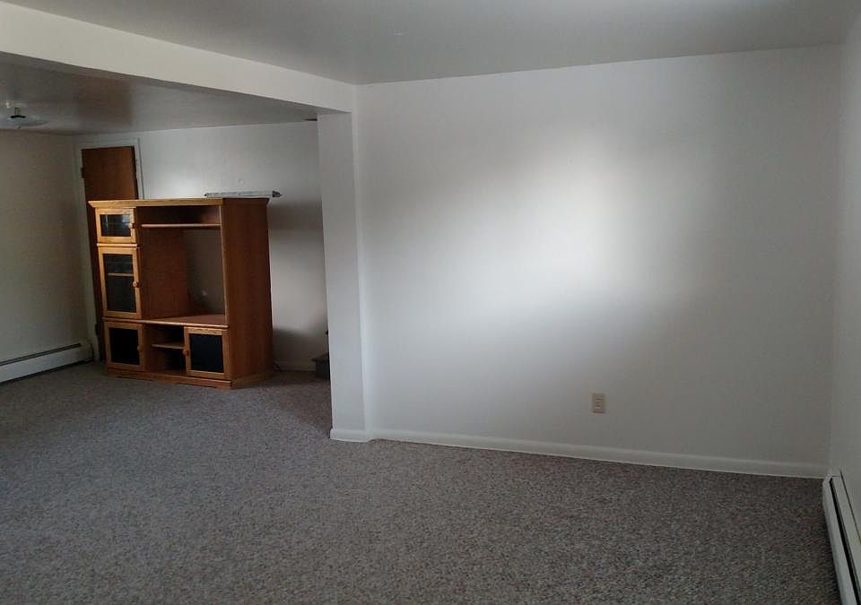 2nd image of 314 Angle St