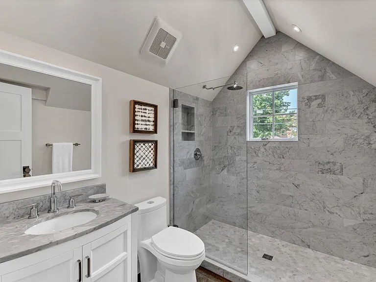 275 E Napa St — Photo 13