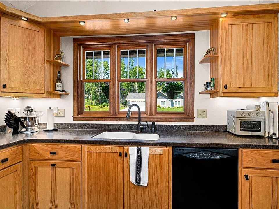 1332 Harbor Hills Dr, Two Harbors, MN 55616 | MLS #6126710 | Zillow