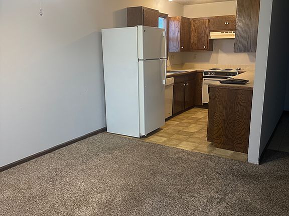4th image of 441 Magnolia Ln #439