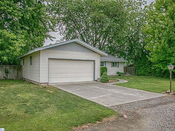 2nd image of 718 W 25th Ave