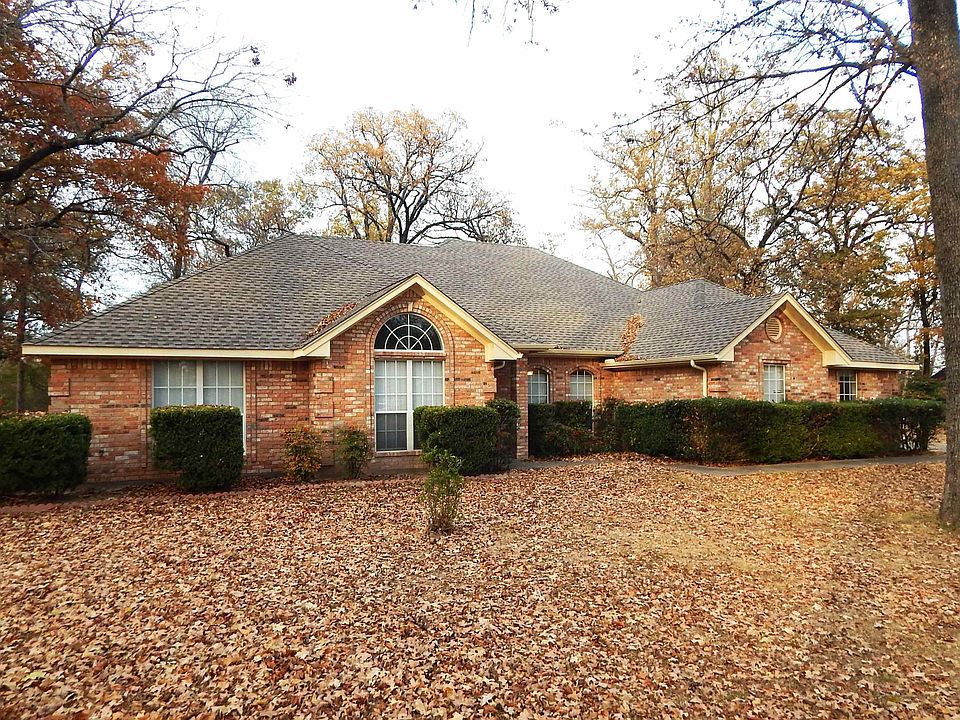 1st image of 344 Hickory Creek Dr