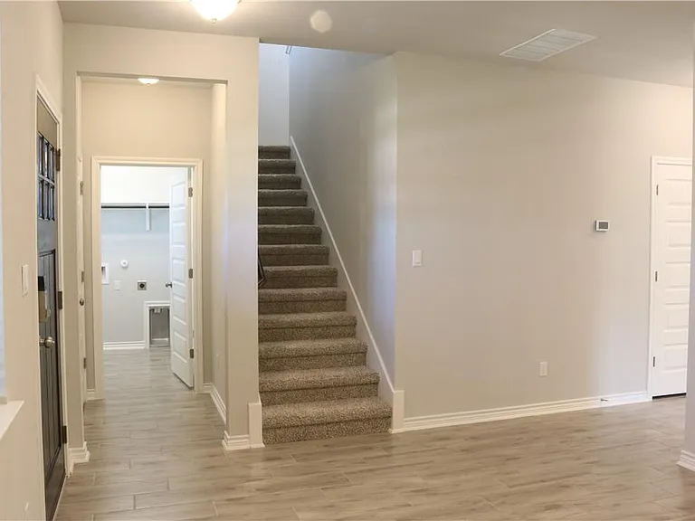 1124 Oak Chase Way — Photo 16