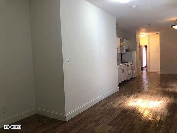 4th image of 231 E 53rd St APT 5A