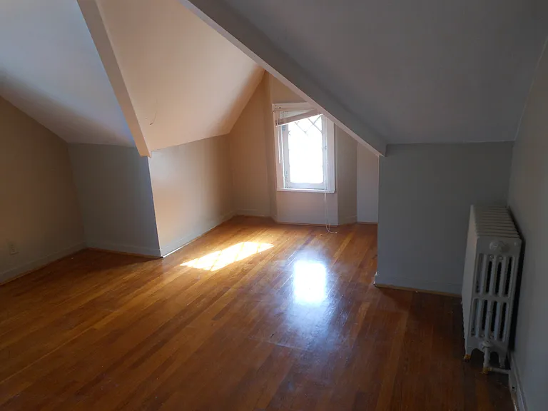 190 Culver Rd #1 — Photo 3