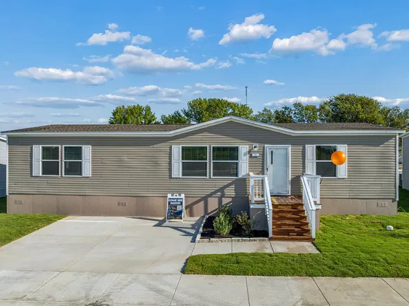 203 Lourdes Ln, Kyle, TX 78640
