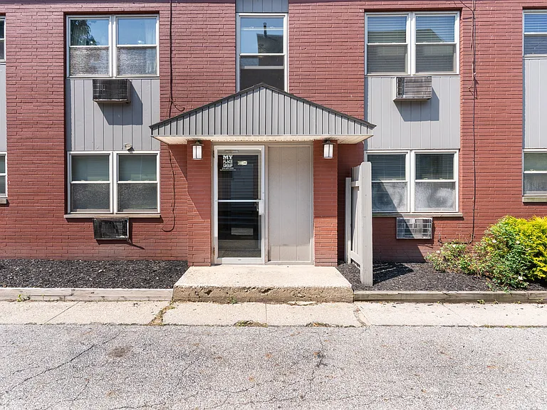 3501 Clinton Ave #103 — Photo 5