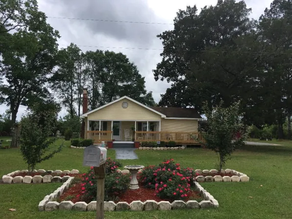 236 Herrington Rd, Hazlehurst, GA 31539