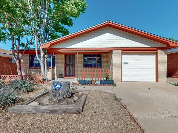 1109 Dakota St SE, Albuquerque, NM 87108