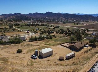 35102 Johnson Rd, Agua Dulce, CA 91390