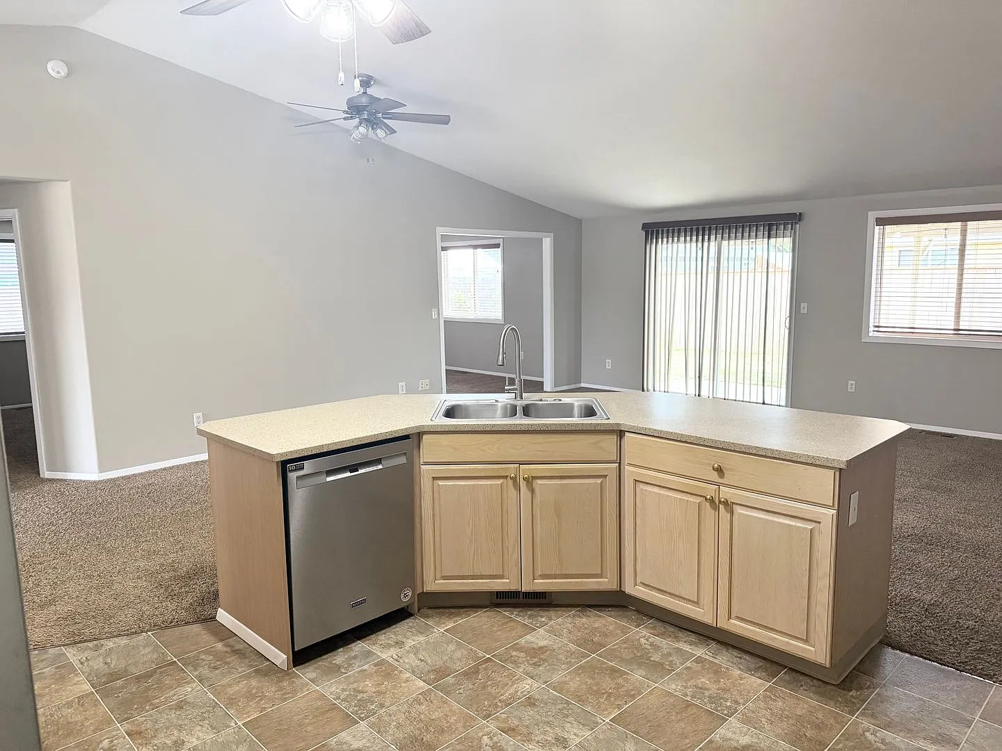 Charming One-Level Ranch in Peaceful Battle Ground Neighborhood — Photo 4