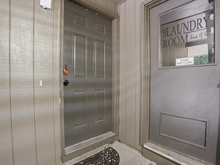 1715 SE 9th Ave #1715 — Photo 13