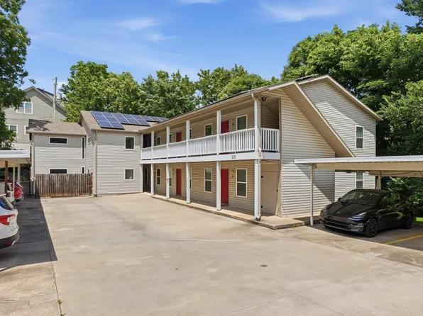 938 W Cleveland St #104, Fayetteville, AR 72701