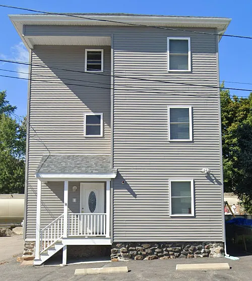 14 Dexter St #3