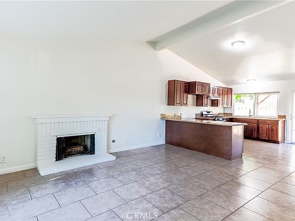 5th image of 1324 W Morgan St
