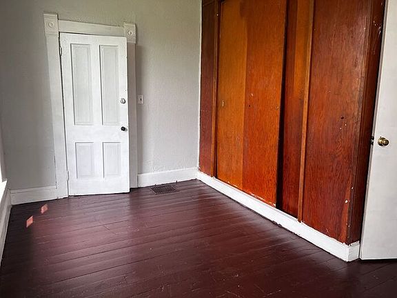 4th image of 1344 1st Ave
