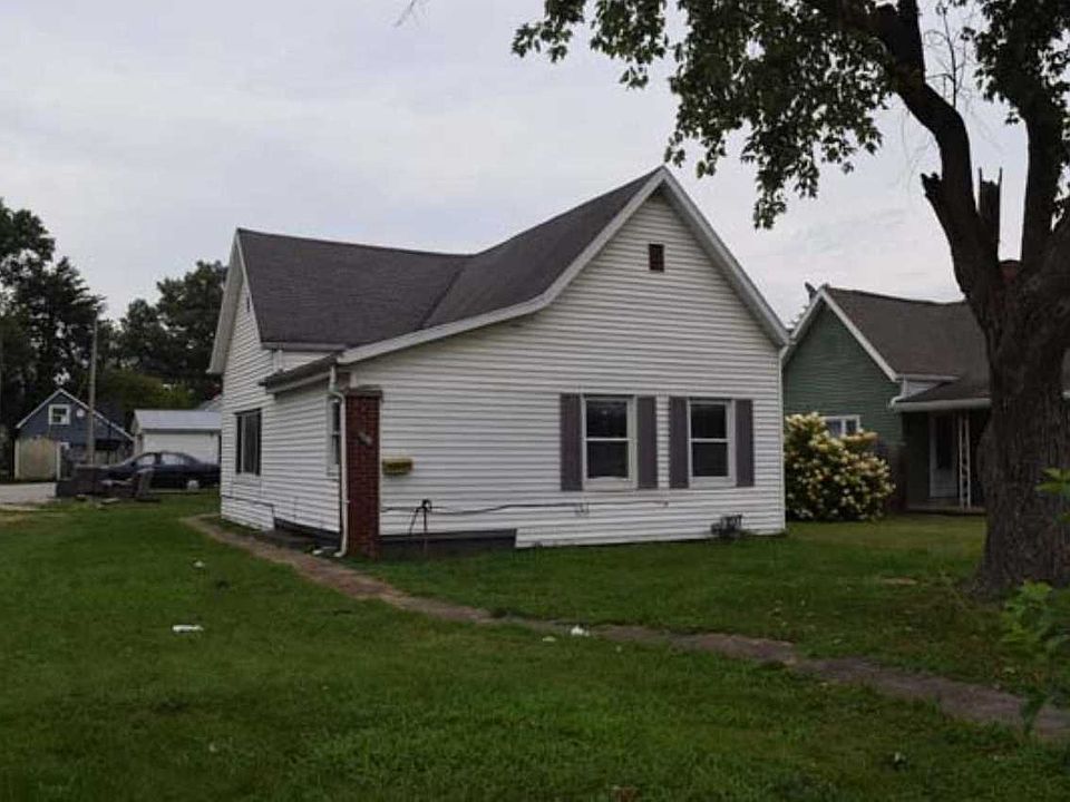 1st image of 1710 E Illinois St