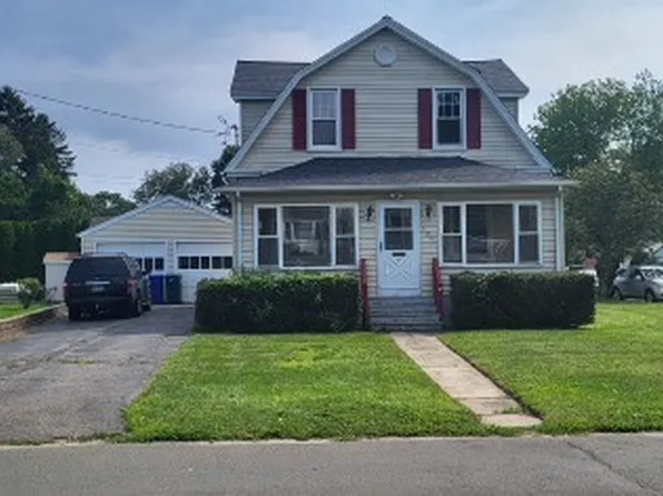 485 Greenfield Ave, Stratford, CT 06614