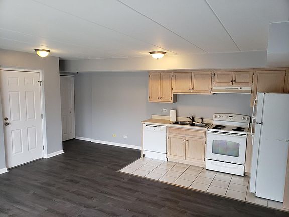 4th image of 7325 Oakwood Ave APT 4F