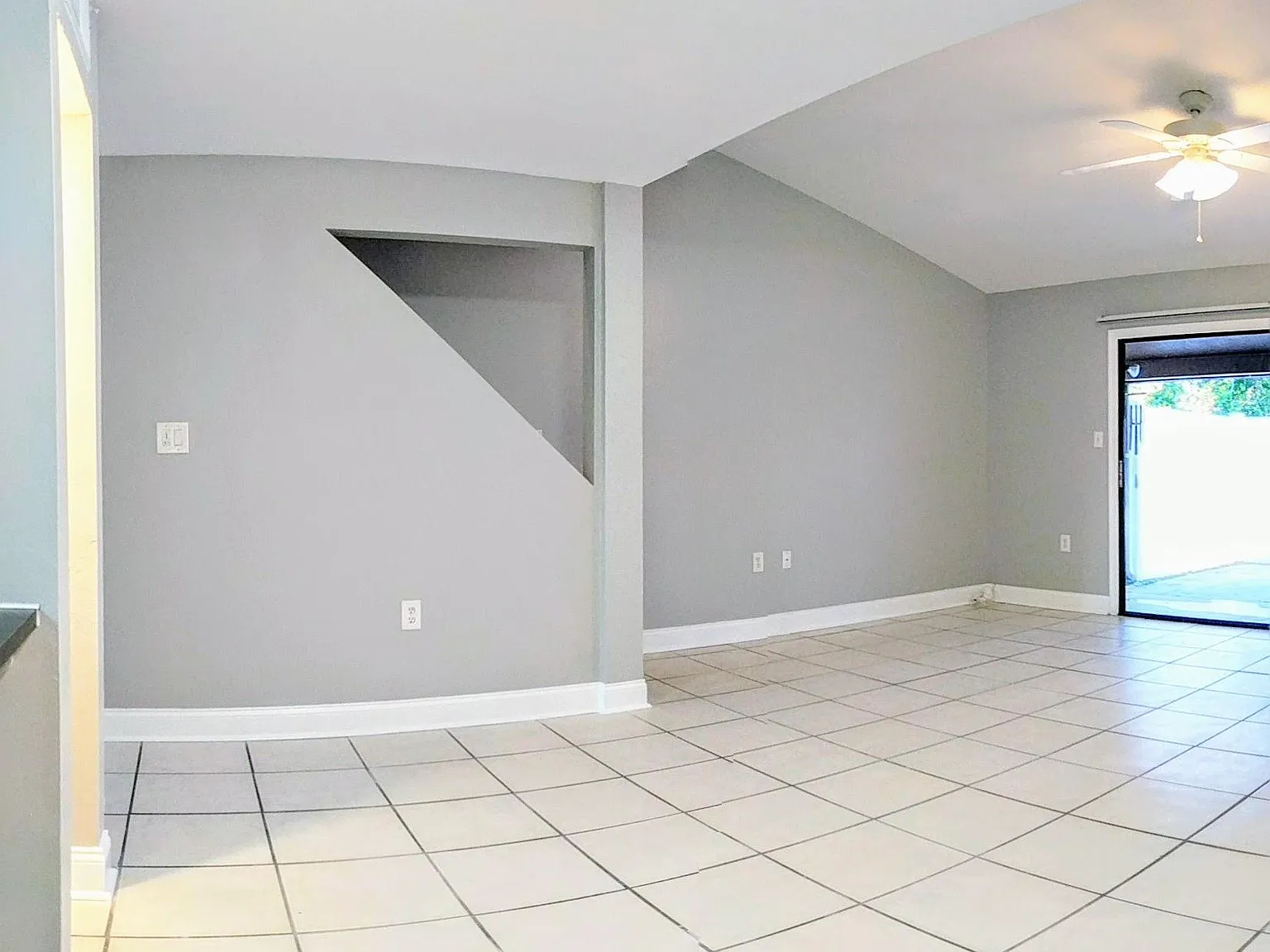 5107 Ernst Ct — Photo 2