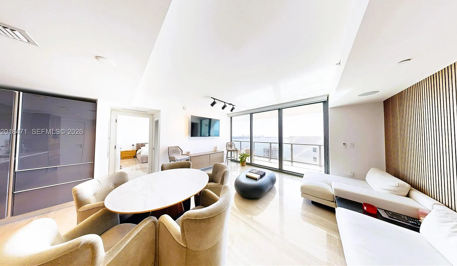 1 bed, 777 sqft, $7,500 — Photo 2