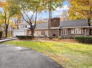 682 Greenville Ave, Johnston, RI 02919
