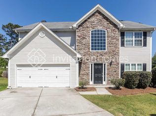 925 Lakeside Ct, Loganville, GA 30052