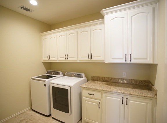 3rd image of 4418 Guadalupe St