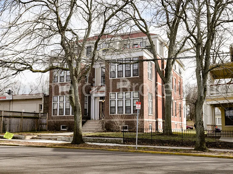805 South St #6 — Photo 1