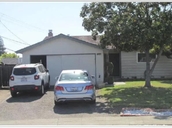 1018 Kenmore Ct, Cupertino, CA 95014