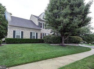 13219 Maplecrest Dr, Rockville, MD 20854