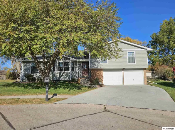 4916 Dumfries Dr, Bellevue, NE 68157