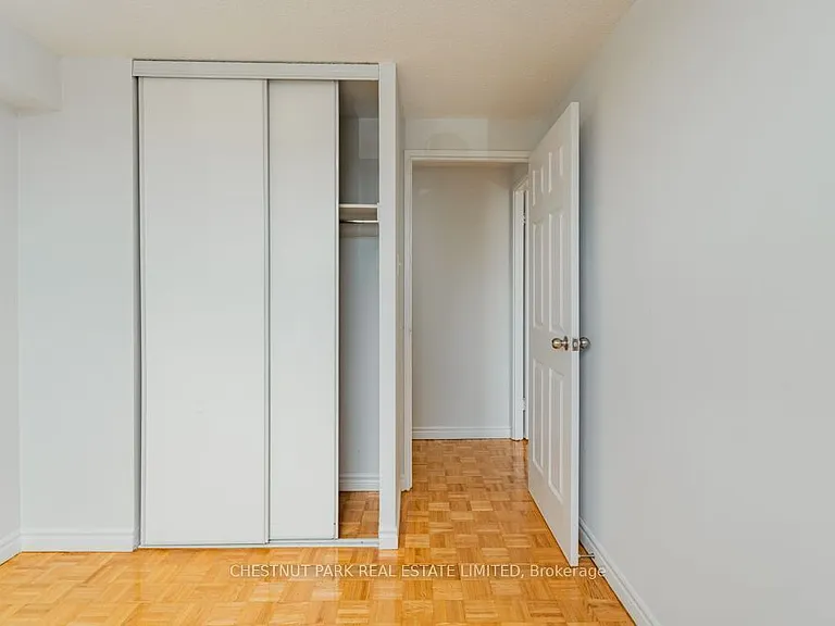 1060 Caven St #202 — Photo 13