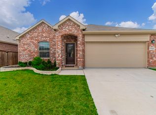 3741 Maroon Creek Rd, Aubrey, TX 76227