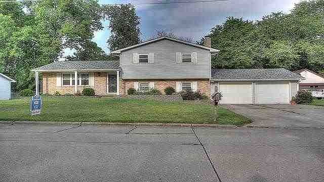 1st image of 726 Strawberry Ln