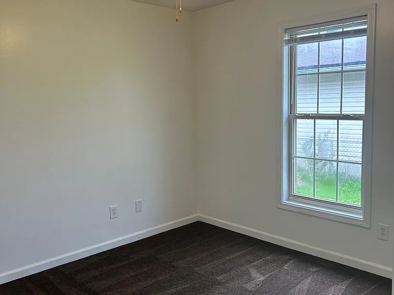 708 E Utica St #C — Photo 7