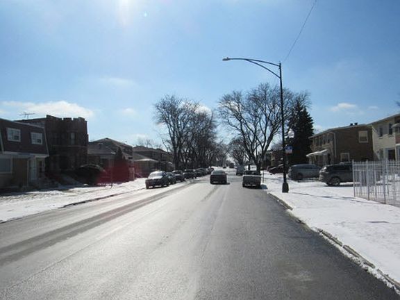 4th image of 9304 S King Dr