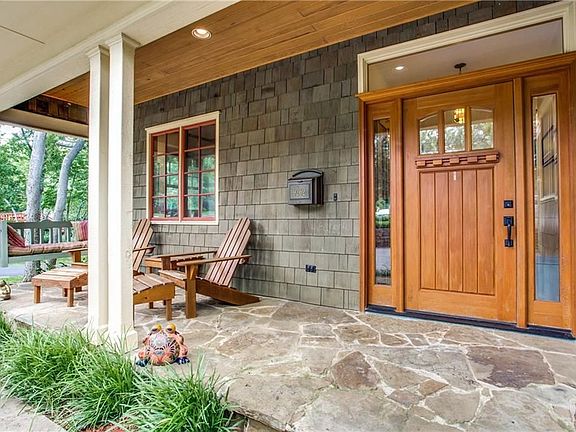 3rd image of 9262 Peninsula Dr