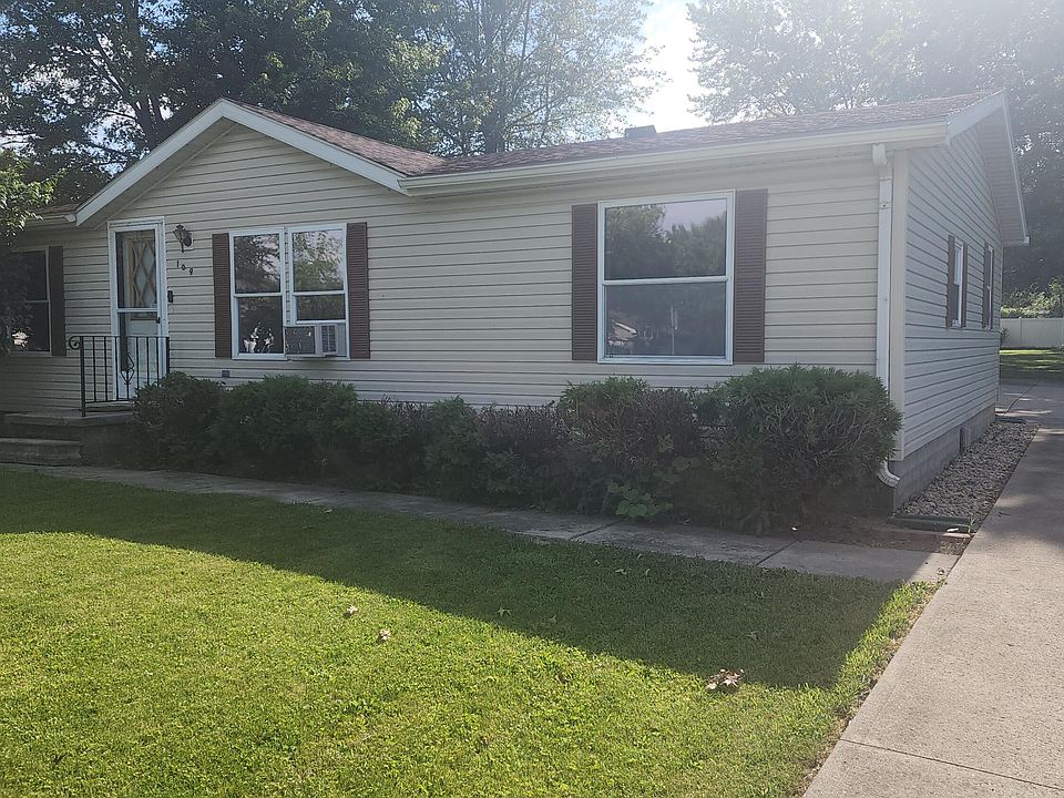 1st image of 109 N Roberts Ave