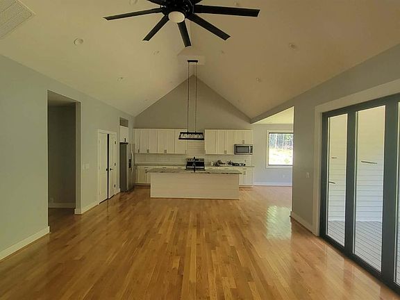 4th image of 6228 Charlemont Rd