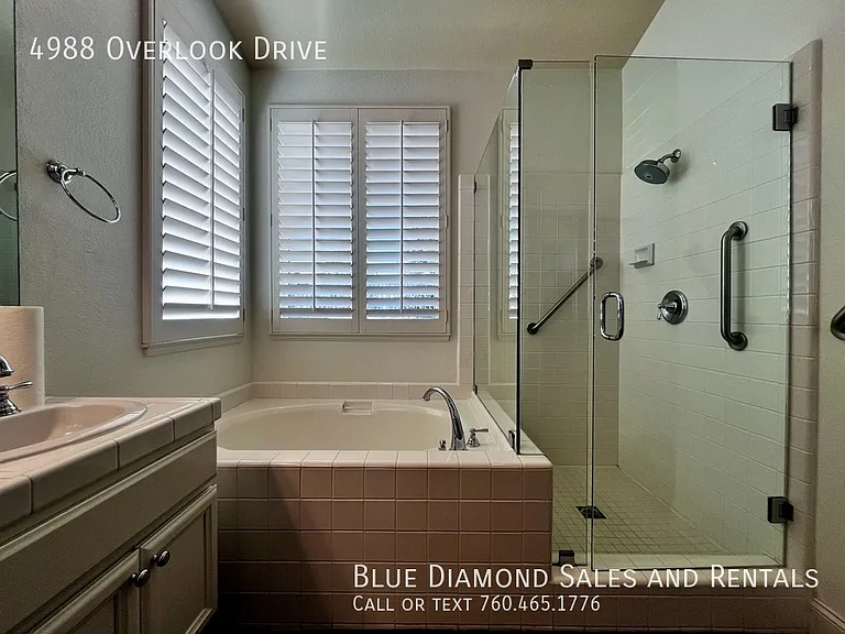 4988 Overlook Dr — Photo 22