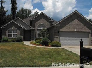2031 Sterling Oaks Dr, Sellersburg, IN 47172